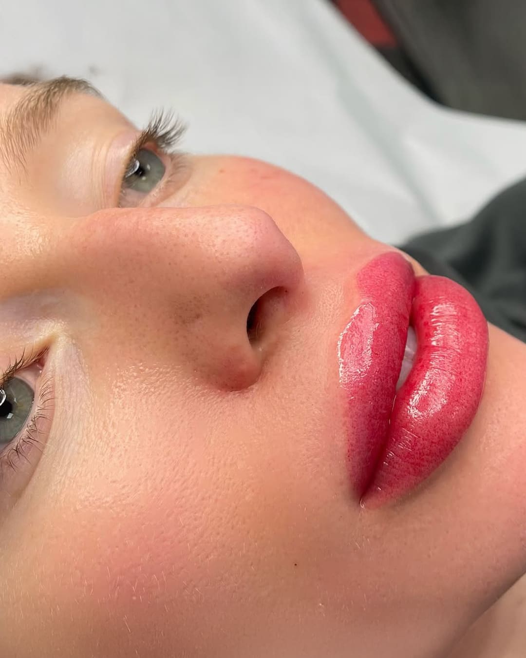 Permanent makeup before and after — Ludi Lips 015